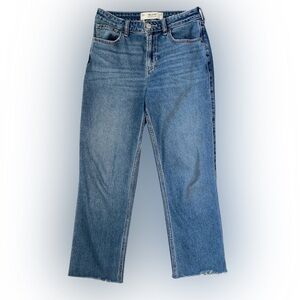 Hollister High Rise Straight Leg Medium Blue Ankle Jeans Raw Hem 26/2